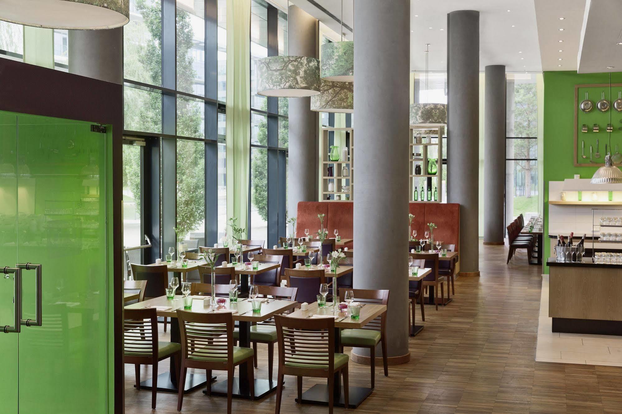 Courtyard Prater/messe Hotel 4*
